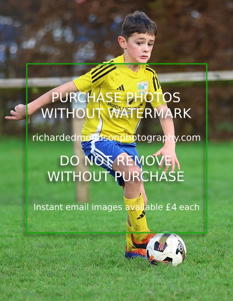 533A3127 - Kendal Utd U8's vs Sedbergh Wanderers Juniors U8 (8/11/25)