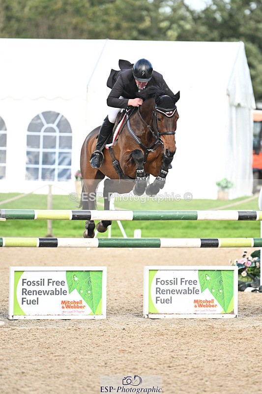 241025-121140-07472 - 213-Jim.Newsam-TULLYBEE.LOUIE