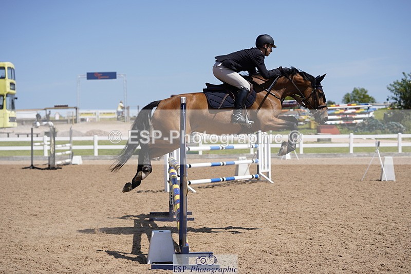 230527A-143114-04681 - Cls 23 1.05m Amateur Quali