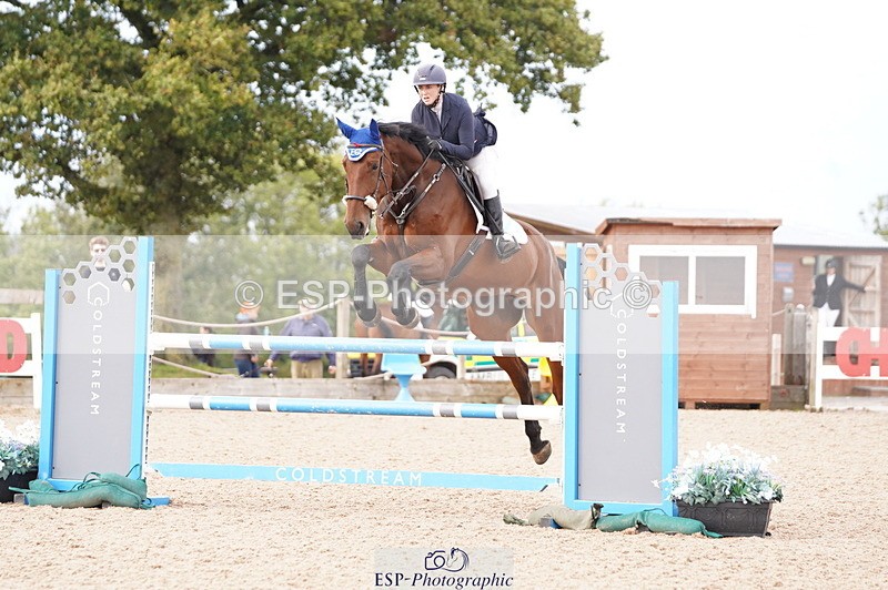 241004A-143702-00757 - Fri 04 Snr Fox & 1.20m Open