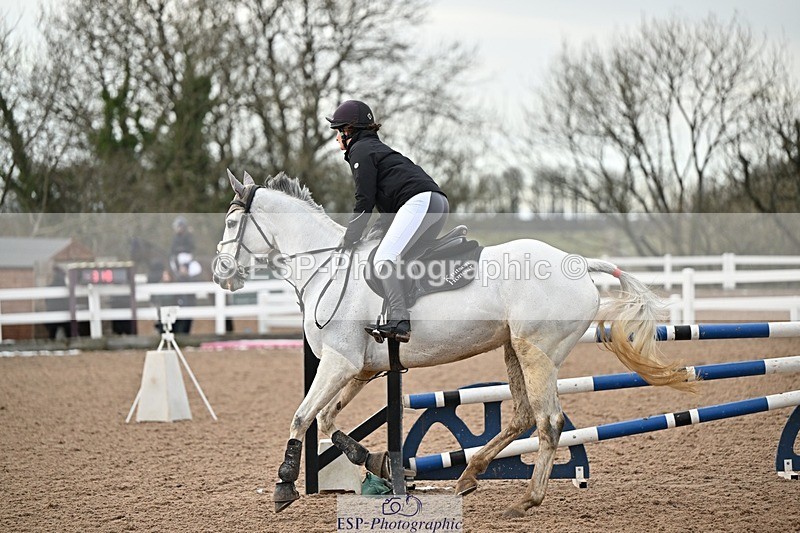 250111-133827-00460 - Cls 12 Newcomers and 1.10m Open