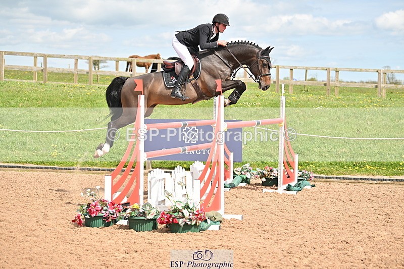 240418A-143844-04466 - Cls 9, 2 Star Big Tour 1.40m