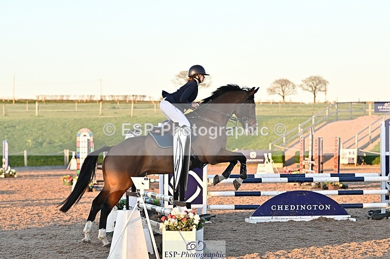 250401-192045-00976 - 90cm Classes