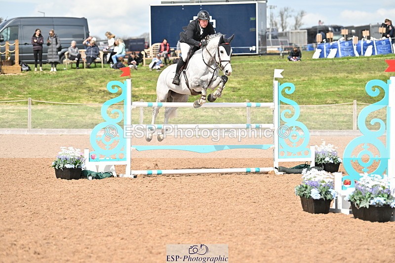 240418A-144547-04524 - Cls 9, 2 Star Big Tour 1.40m