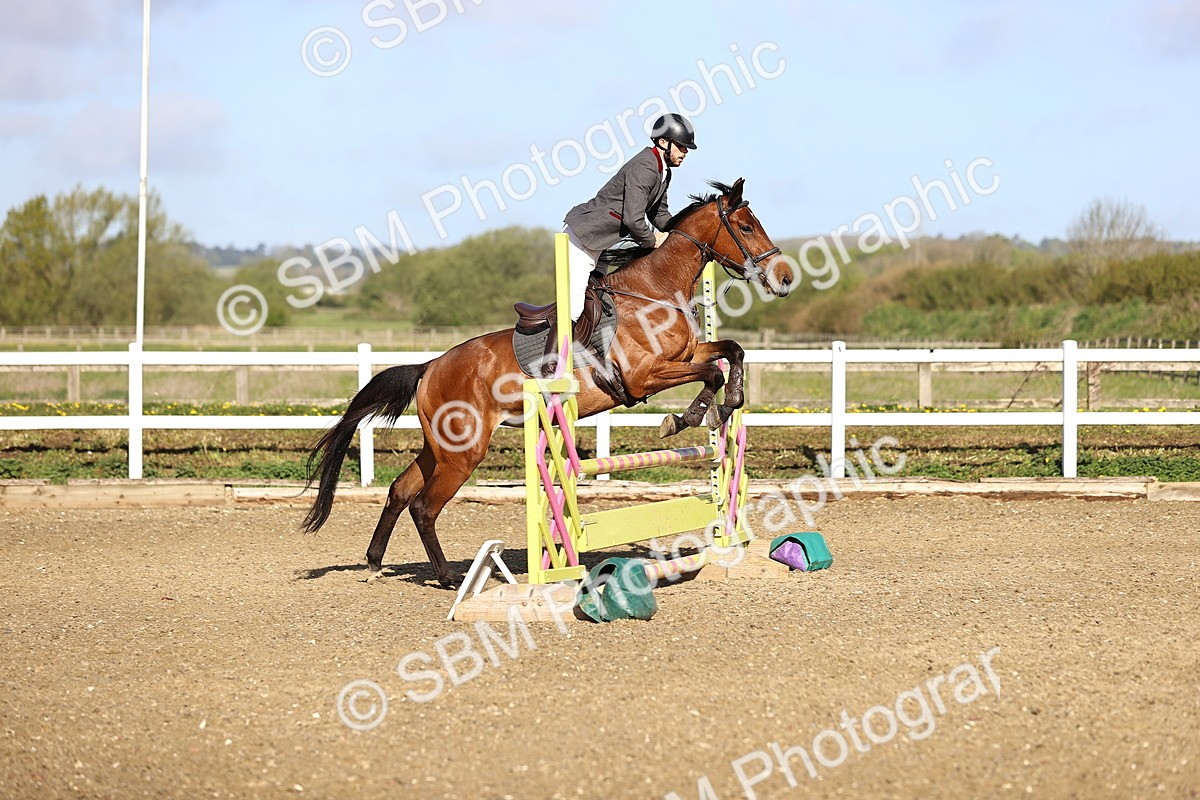 SBM_002853 - Class 14 - Clear Round