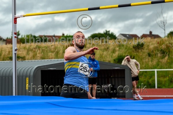 ComMast25-912572 - Field Male Set Two