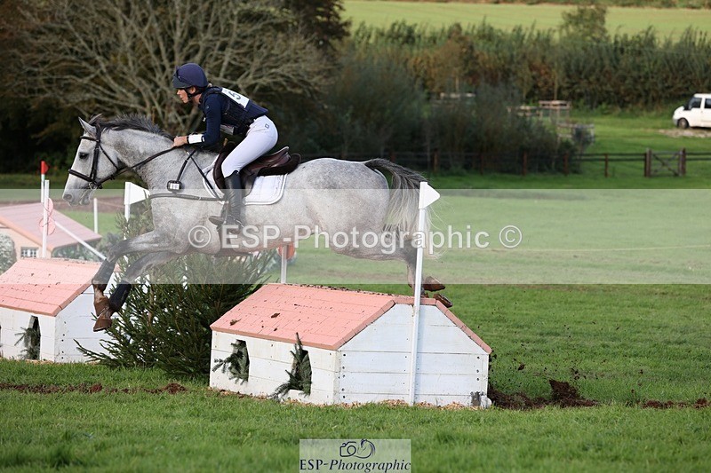 231021-161038-20556 - 557-KILBALLYBOY.SURPRISE-Courtney.Romcke-SC+XC