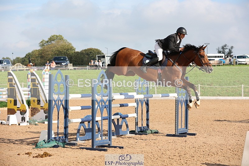 230915A-104424-01523 - Cls 2 Snr Foxhunter