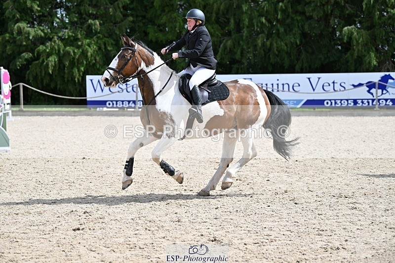 240413-123940-01021 - Cls 5+6 80cm Start to 1pm