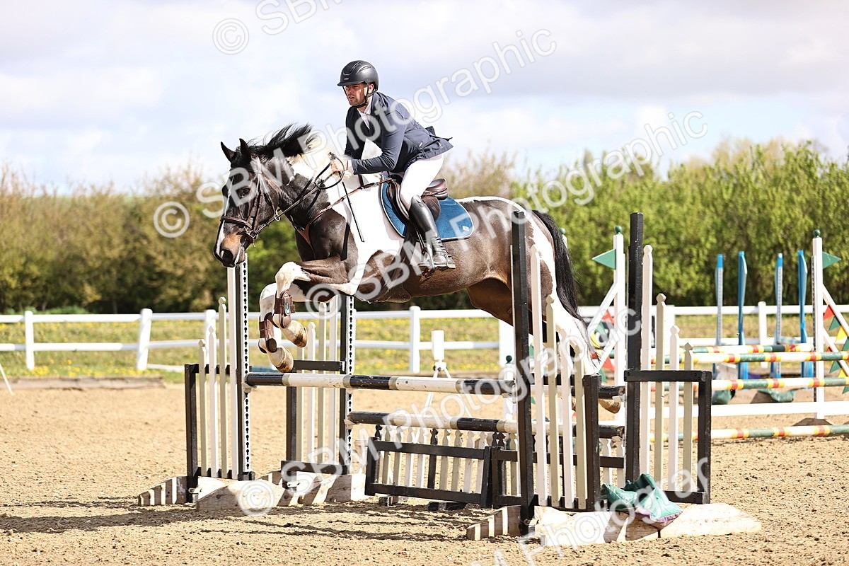 SBM_003290 - Class 15 - Senior British Novice - 90cm