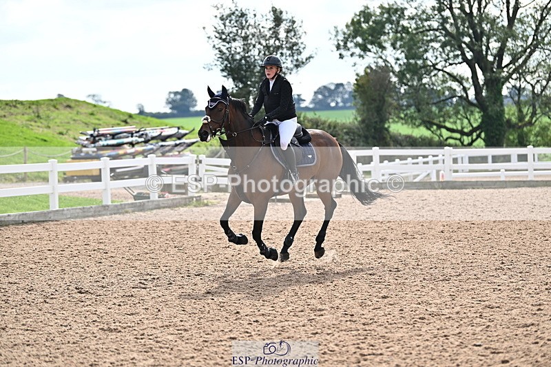 241004A-123514-01932 - Fri 09 95cm Amateur Quals