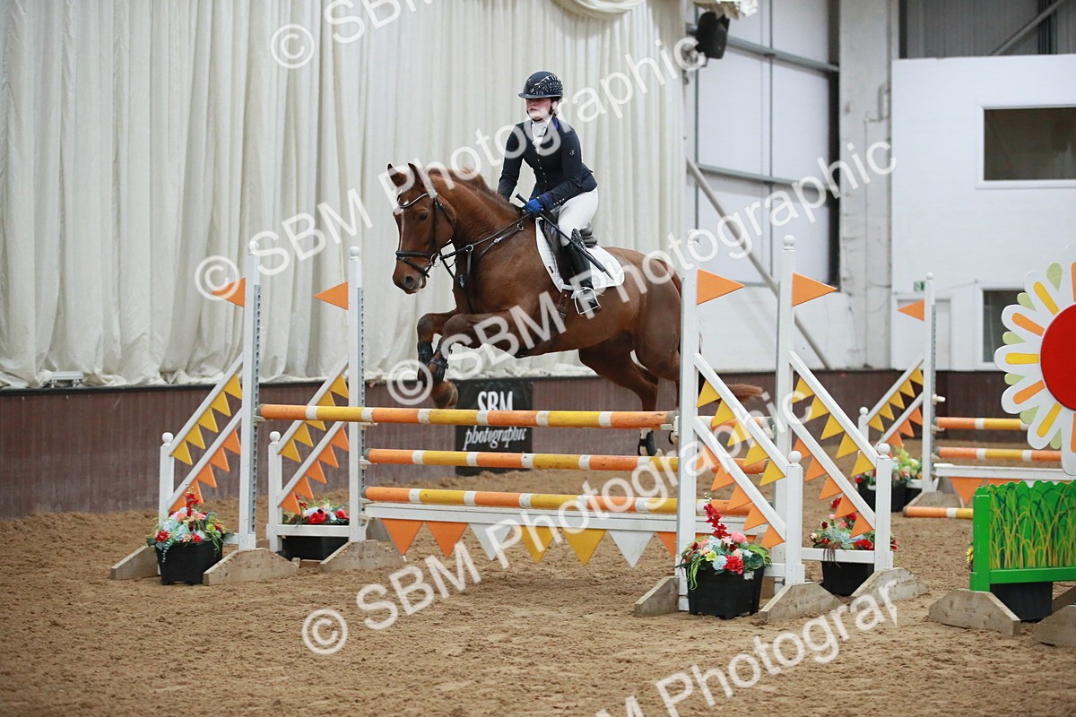 SBM_001080 - Class 4 - Senior Newcomers - 1.10m Open