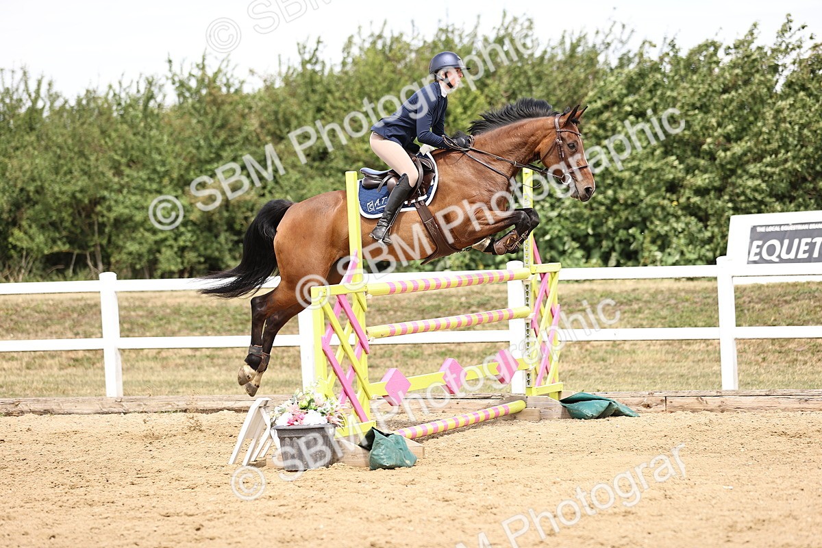 SBM_010548 - Class 9 - Senior Foxhunter - 1.20m Open