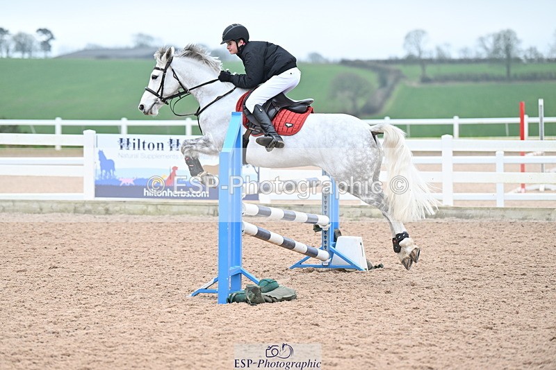 240128A-121319-00804 - Cls 4 Pony Newcomers and 1m Open