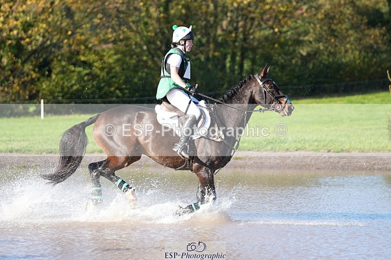 251024A-110802-07107 - A-012-Beth.Hobden