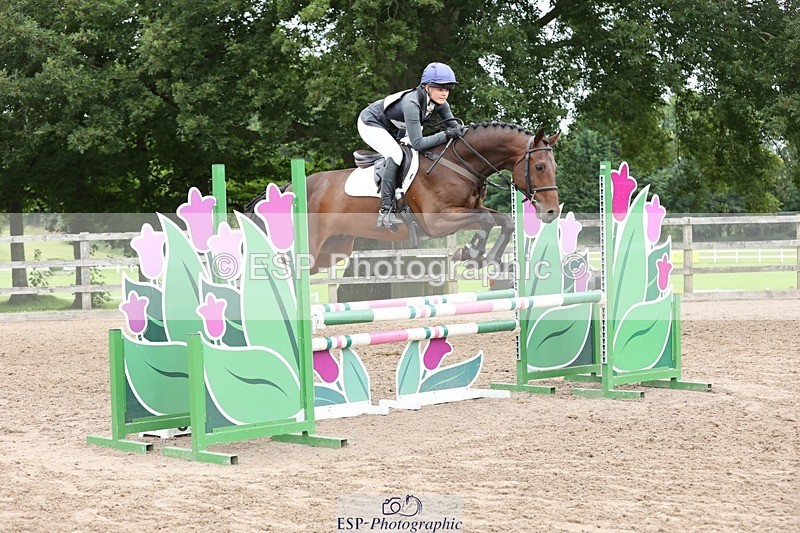 240803-114449-02458 - 077-Georgie_Selley-VICARSTOWN_VICTOR