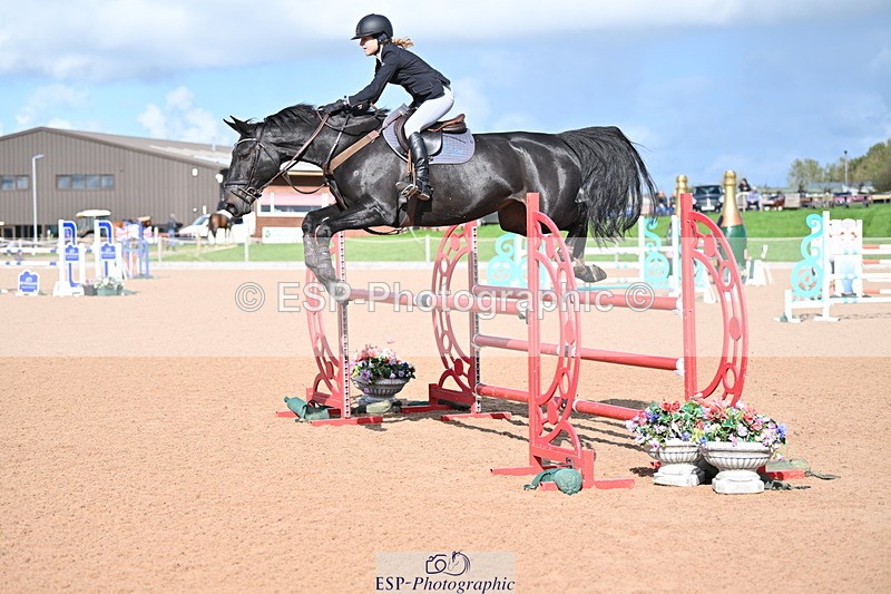 231014A-123913-04621 - Cls 19 1.15m Members Cup