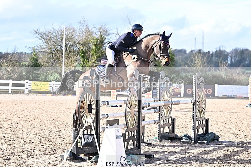 260204A-132623-00357 - Cls 4 Newcomers and 1.10m