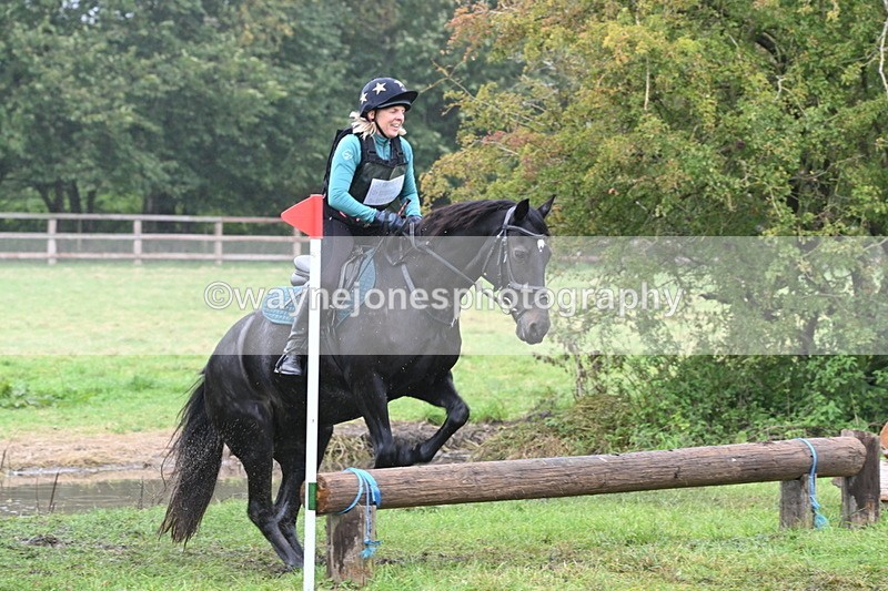 WJ6_9577 - Time at Photographer 14:46 to 14:57
