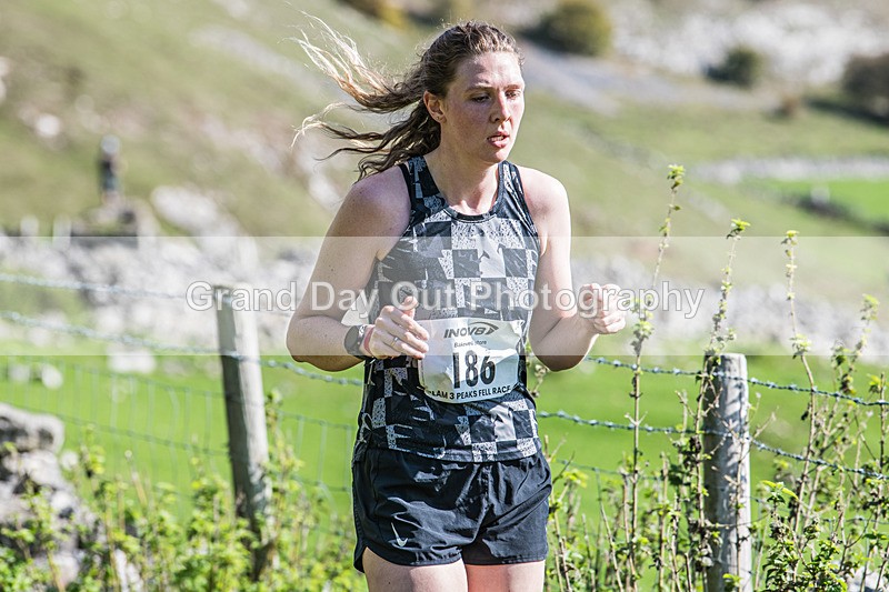 Ilam-990 - Ilam Three Peaks Fell Race (Limestone Series) Sunday 28th September 2025