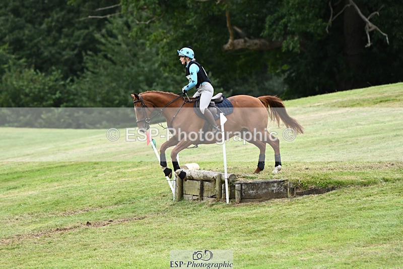 240825X-175425-38071 - 80cm XC 17.30 to End