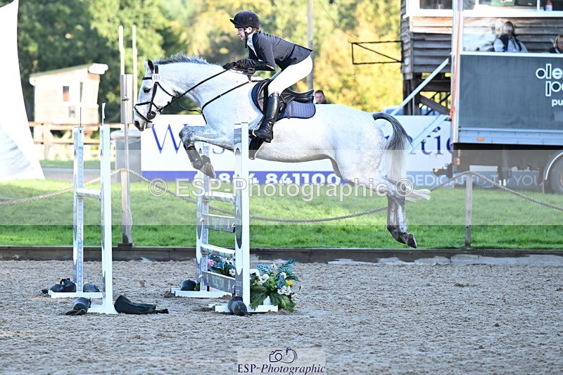 251024A-094602-06215 - B-109-Zoe.Davies