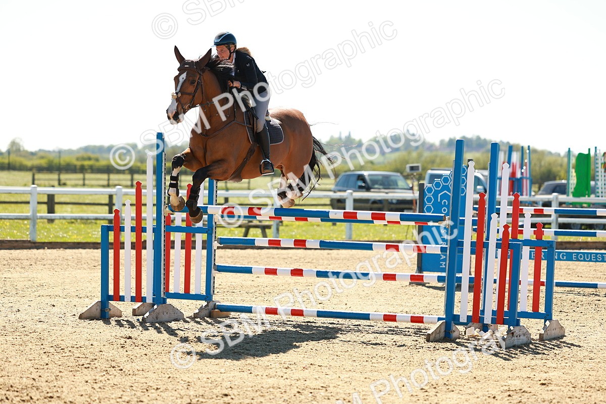 SBM_001810 - Class 5 - Senior Foxhunter - 1.20m