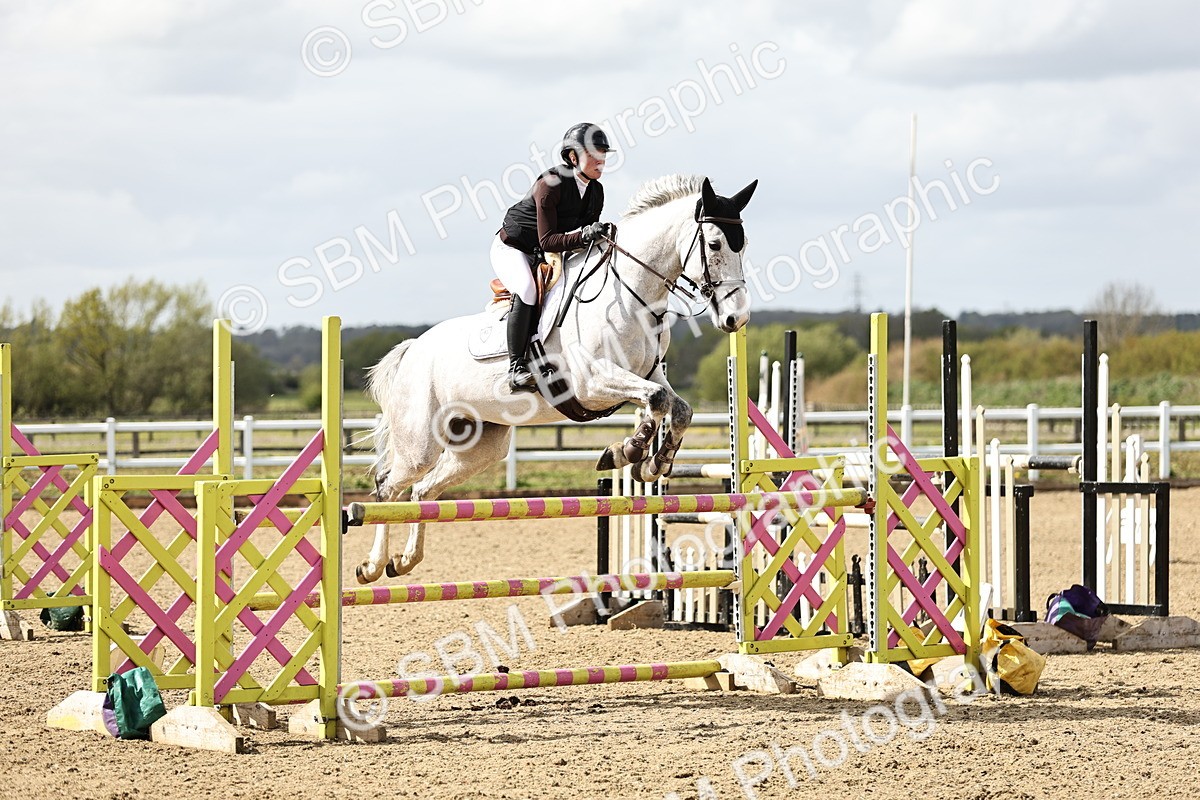 SBM_001203 - Class 4 - Senior Newcomers - 1.10m