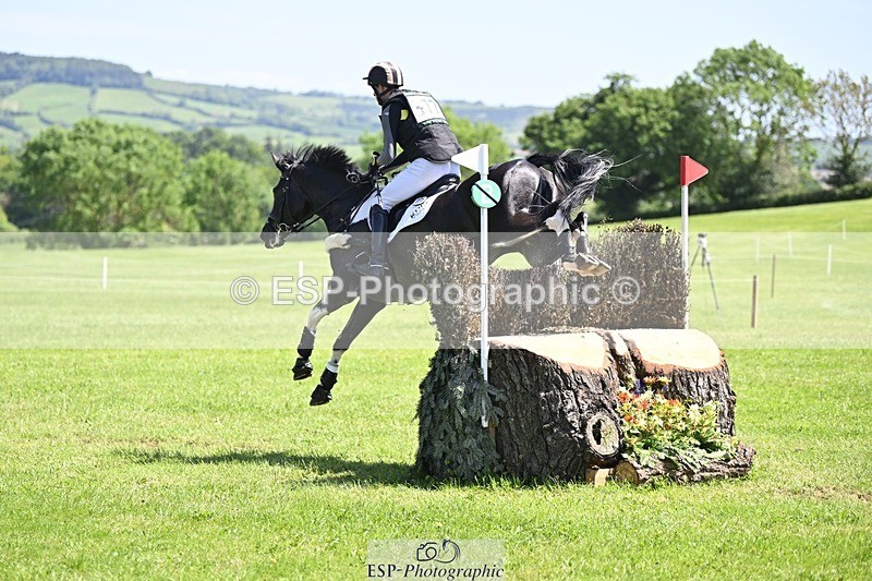 240525-123520-13505 - 377-HONEYBROOK_EXTRA_SPECIAL-Tom_Rowland
