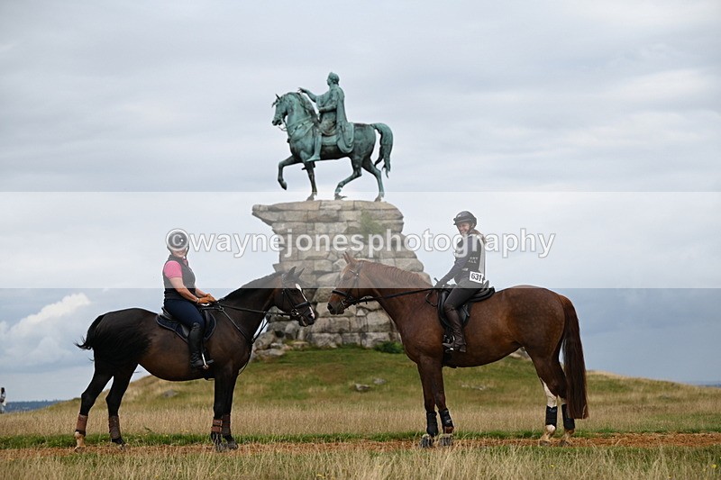 DSC_5946 - Time at Statue 12:17 to 12:44
