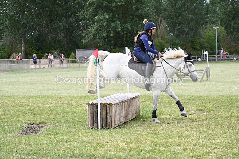 WJ7_5167 - 60cm XC Time 10:17 to 10:49