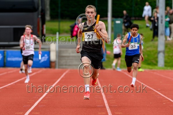 Relays25-925450 - Track Male Set Two