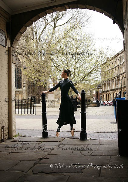 HC110512-8075 - Dance Project, Hull.