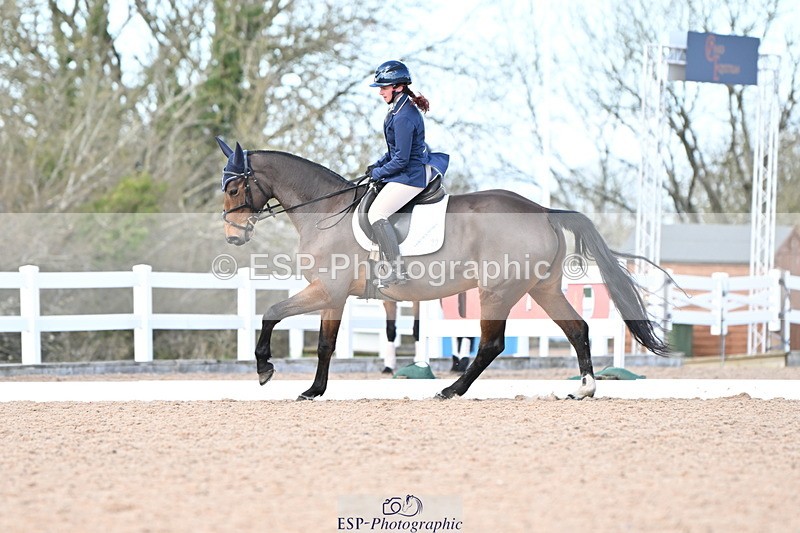 240324A-132739-03386 - Novice 28, 13.00 to 14.00