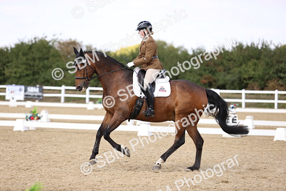 SBM_015001 - Class 4 - Novice 5 - 13.09-13.51