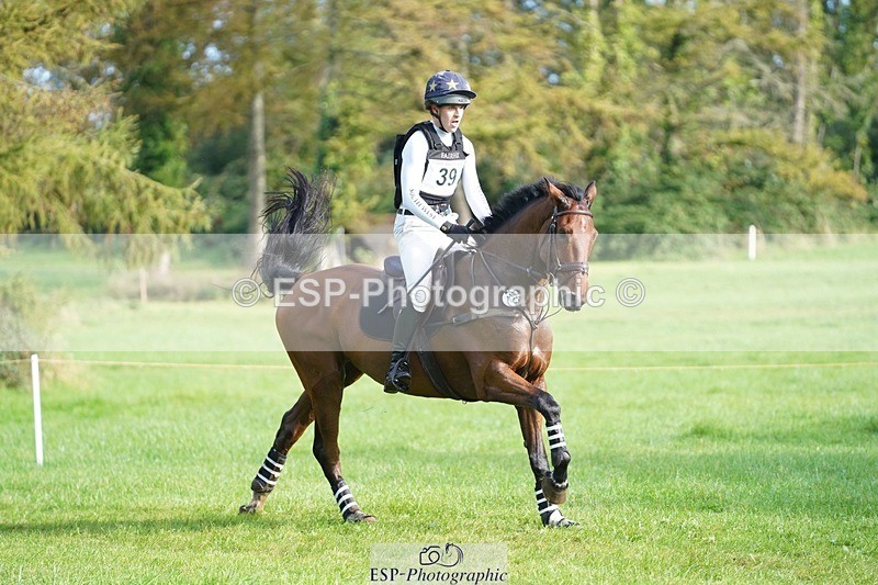 231020-112206-06907 - 039-LAUSANNE.W-Charlie.Ahl-XC