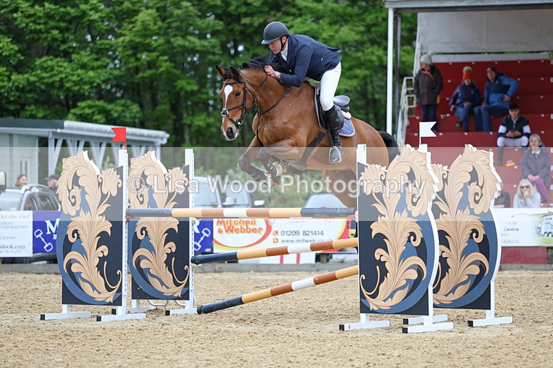 3E7A4204 - Class 7: Senior Foxhunter/1.20 open