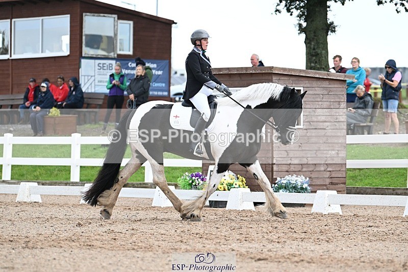 250907-140711-09169 - 014-Katrina.EllisSilverstor.IV