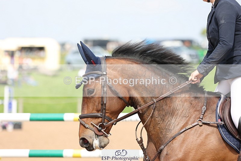 240511A-145344-14463 - Cls 36 National 1.30m Open