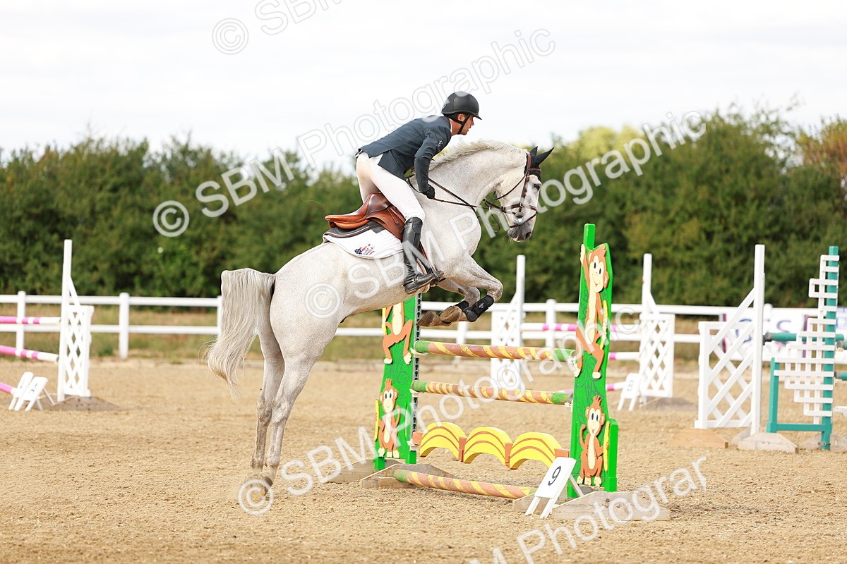 SBM_007263 - Class 4 - Senior British Newcomers - 1.10m