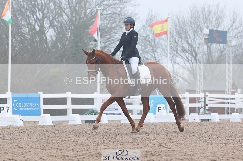 250404-090913-04392 - 076+074-Angus.Corrie-Deane+Amelia.Struel