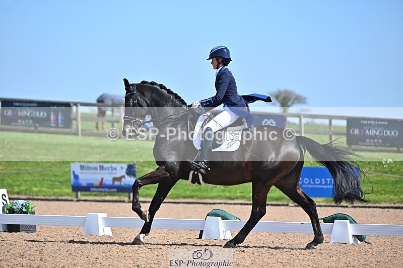 250405-122829-10655 - 174-Sarah.Khairallah-Ilowette