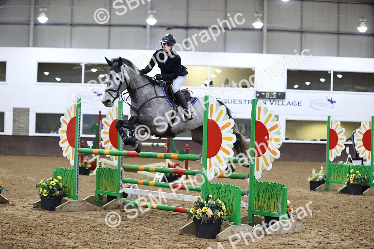 SBM_2523 - Class 9 - Senior Newcomers/ 1.10m Open
