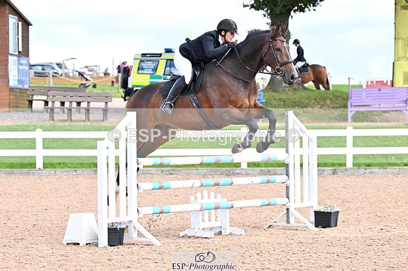 240912A-143020-01988 - Cls 12 1.05m Amateur Qualifier