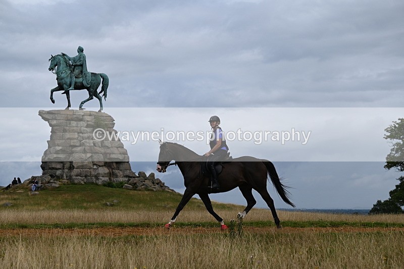 DSC_6216 - Time at Statue 12:17 to 12:44