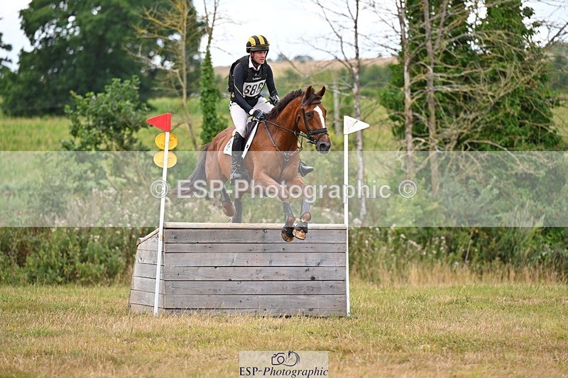 250803A-153702-16049 - O-686-Tom.Rowland-YOULL.NEVER.WALK.ALONE