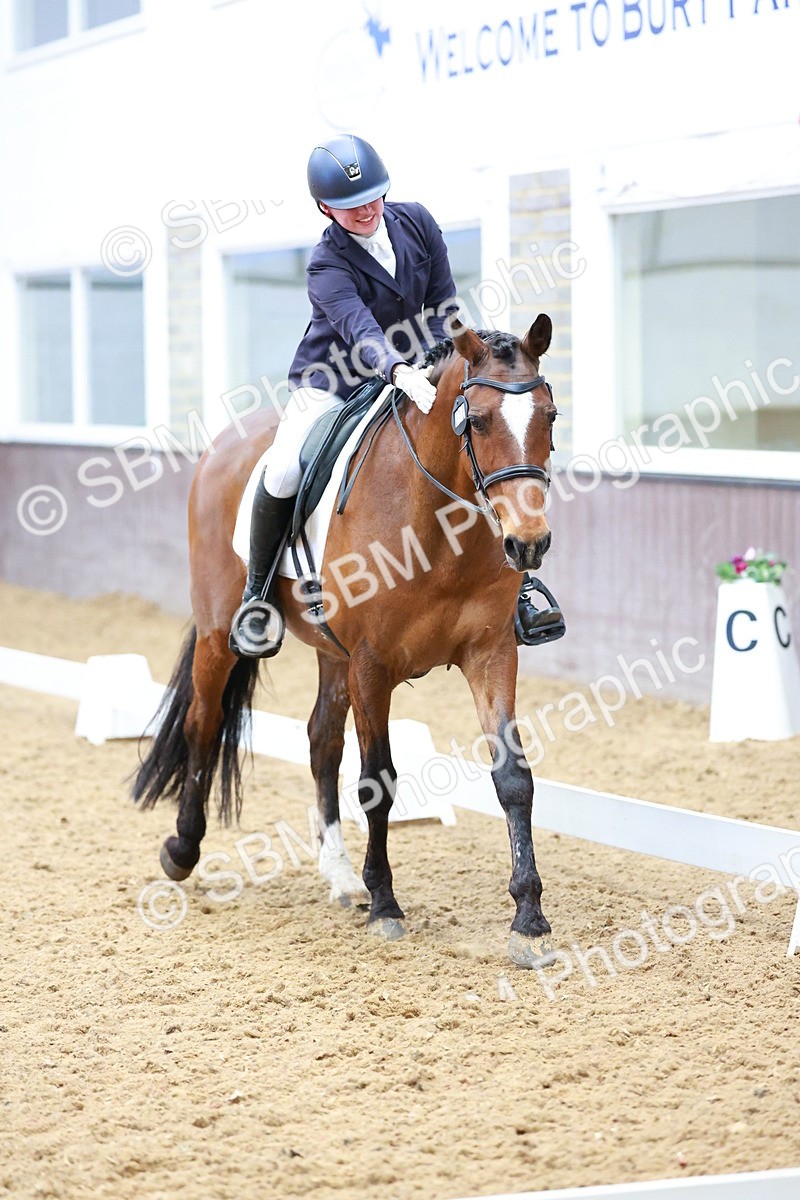 SBM_003469 - Class 15-16-18 - Novice 3-Elementary 1-PYO