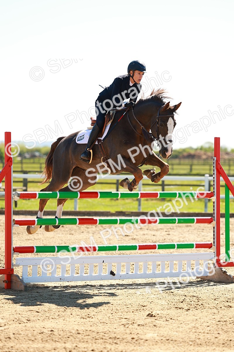 SBM_001832 - Class 5 - Senior Foxhunter - 1.20m