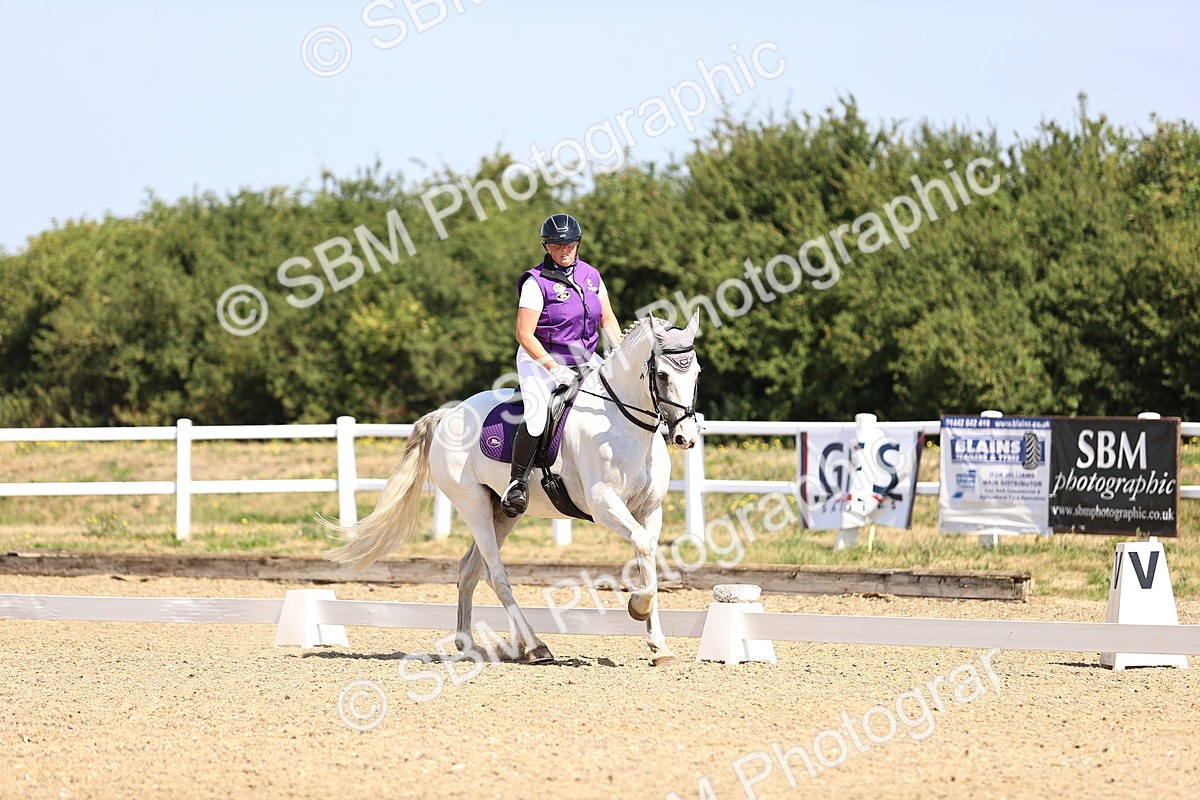 SBM_009338 - Novice 5 - 9.50-10.53