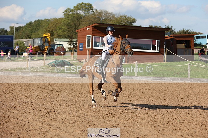230915A-162705-03173 - Cls 6 Snr 1.05m Derby
